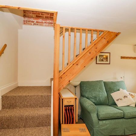 Parkfield Cottage Sturminster Marshall Extérieur photo
