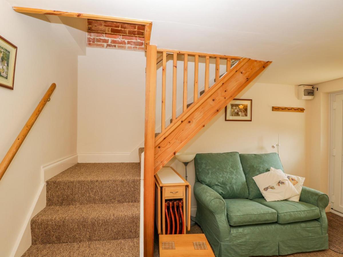 Parkfield Cottage Sturminster Marshall Extérieur photo