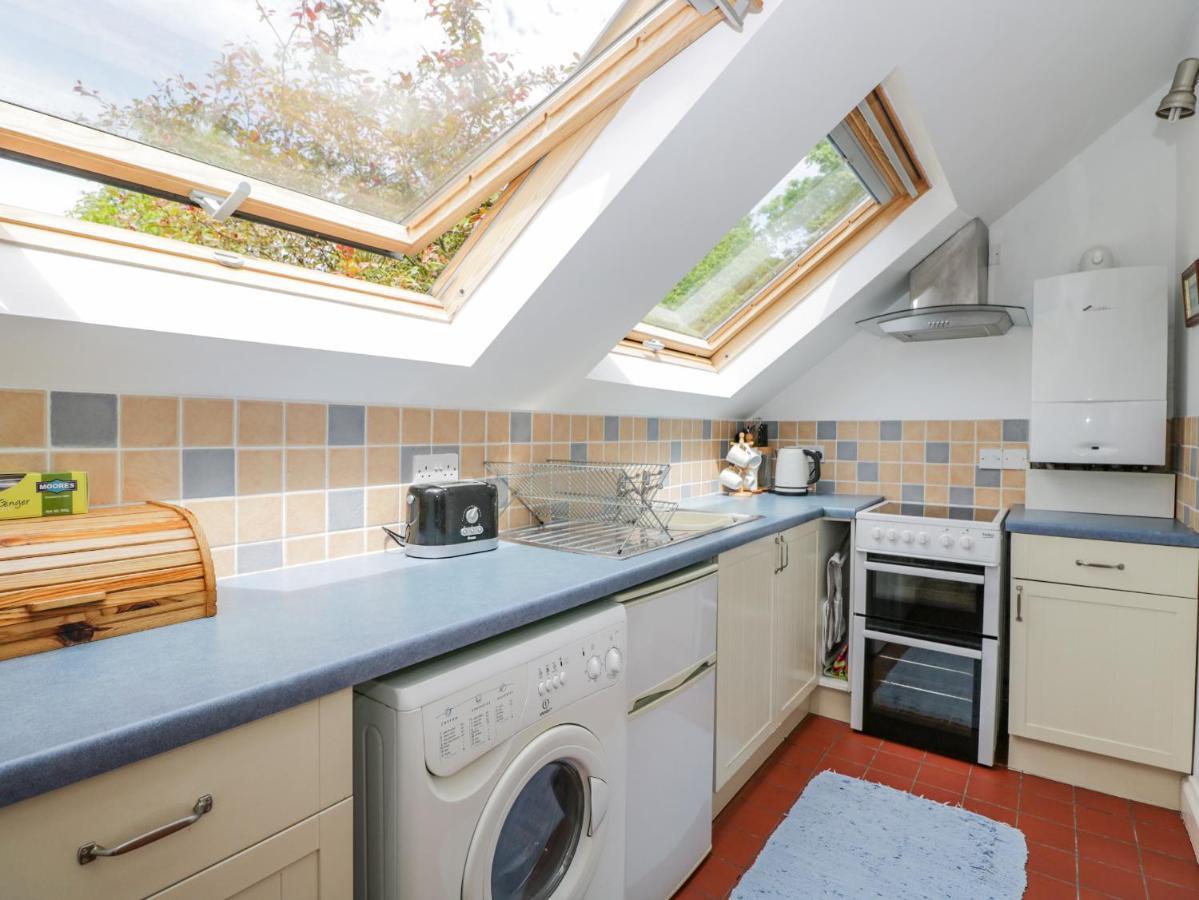Parkfield Cottage Sturminster Marshall Extérieur photo