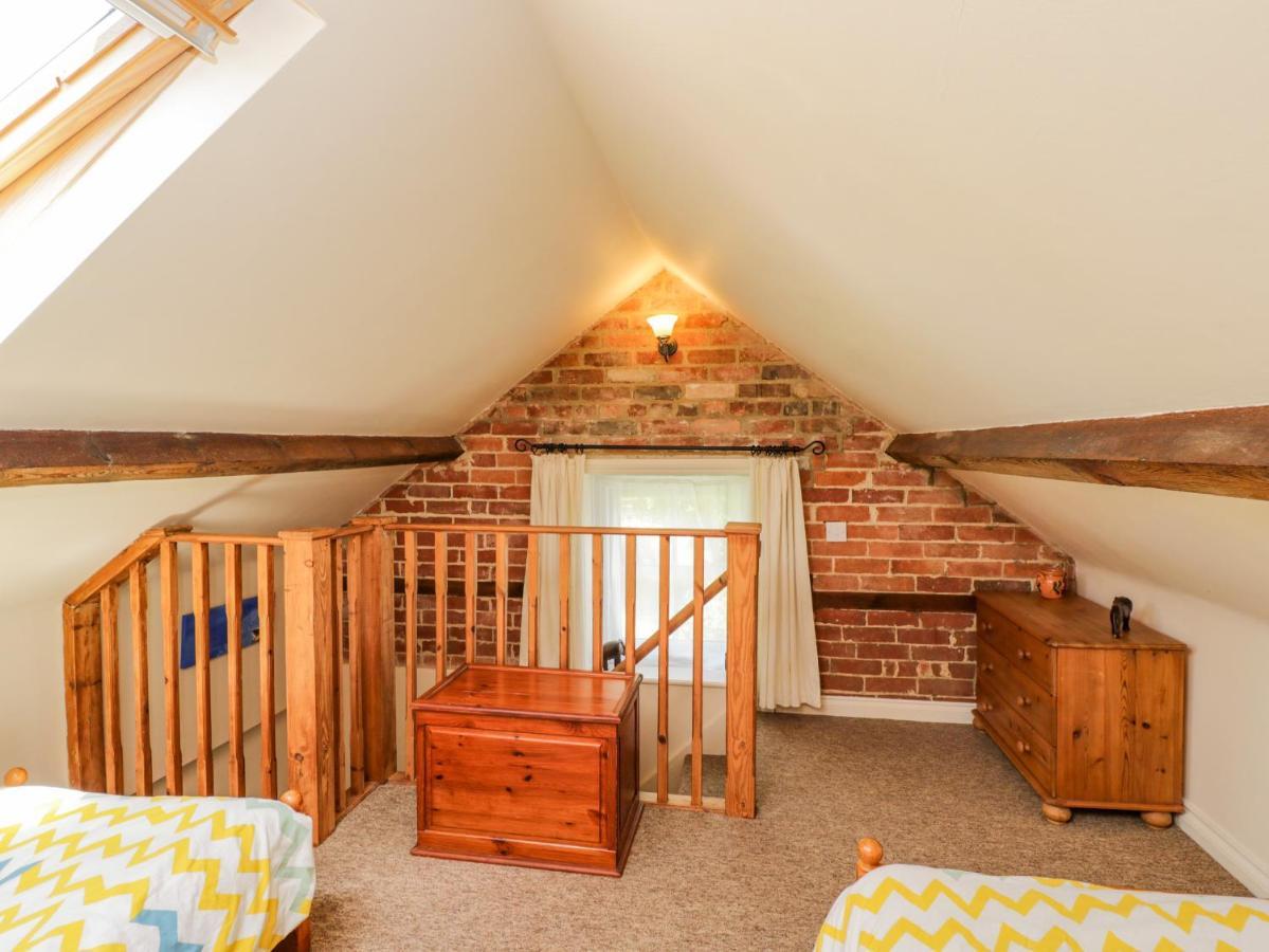 Parkfield Cottage Sturminster Marshall Extérieur photo